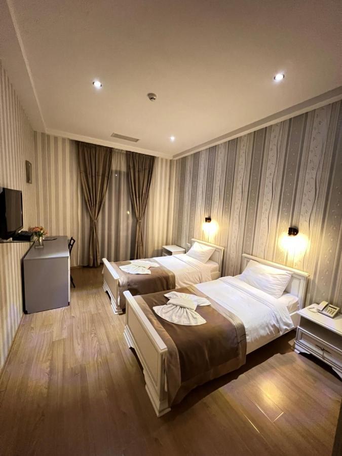 Granada Hotel And Restaurant 第比利斯 外观 照片